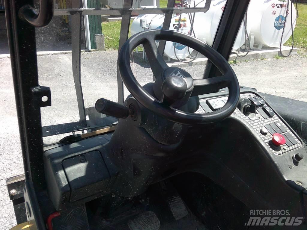JCB 35 D Terénne vysokozdvižné vozíky