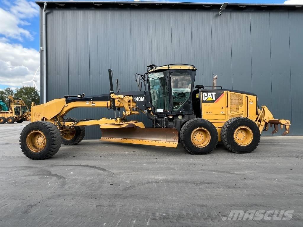 CAT 140M Grejdery