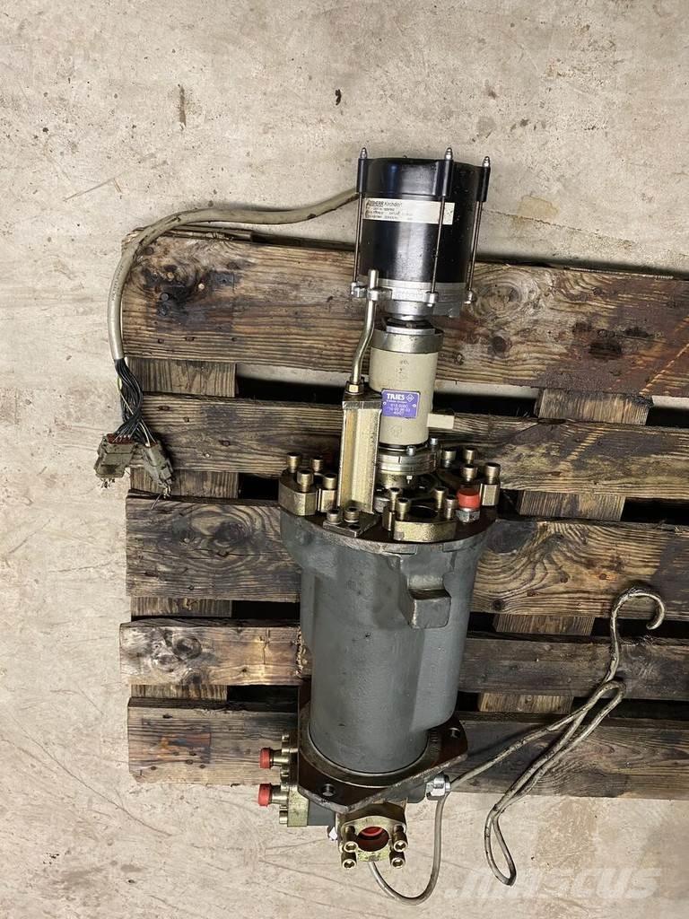 Liebherr A934C Hydraulika