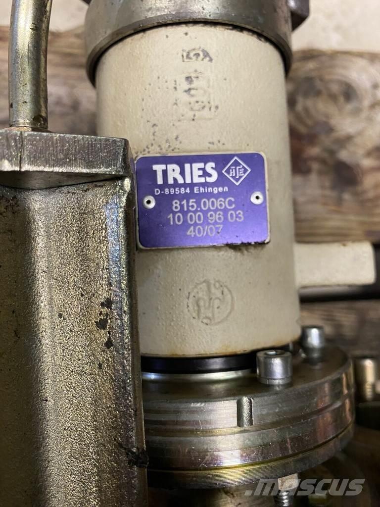 Liebherr A934C Hydraulika