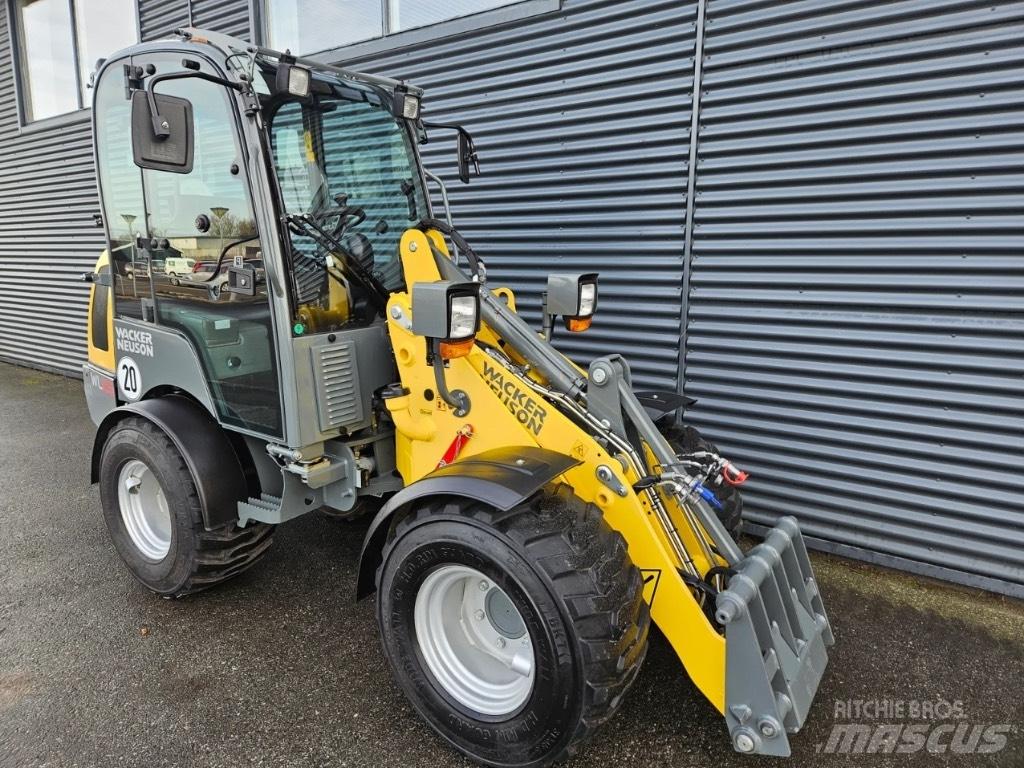 Wacker Neuson WL 25 Kolesové nakladače