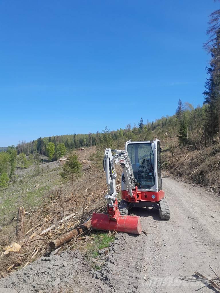 Takeuchi TB 325 R Mini rýpadlá < 7t