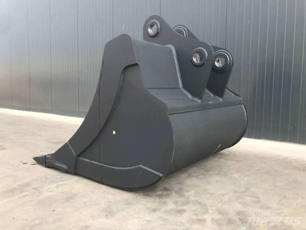 Komatsu PC210 Lopaty