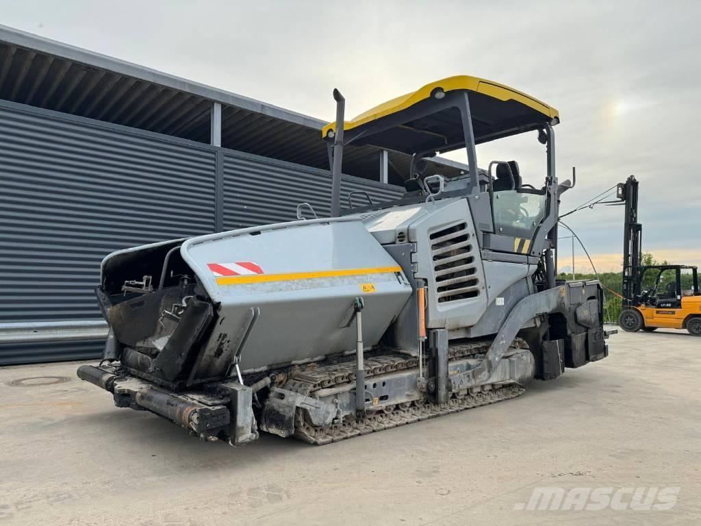 Vögele SUPER 1900-3I Finišéry