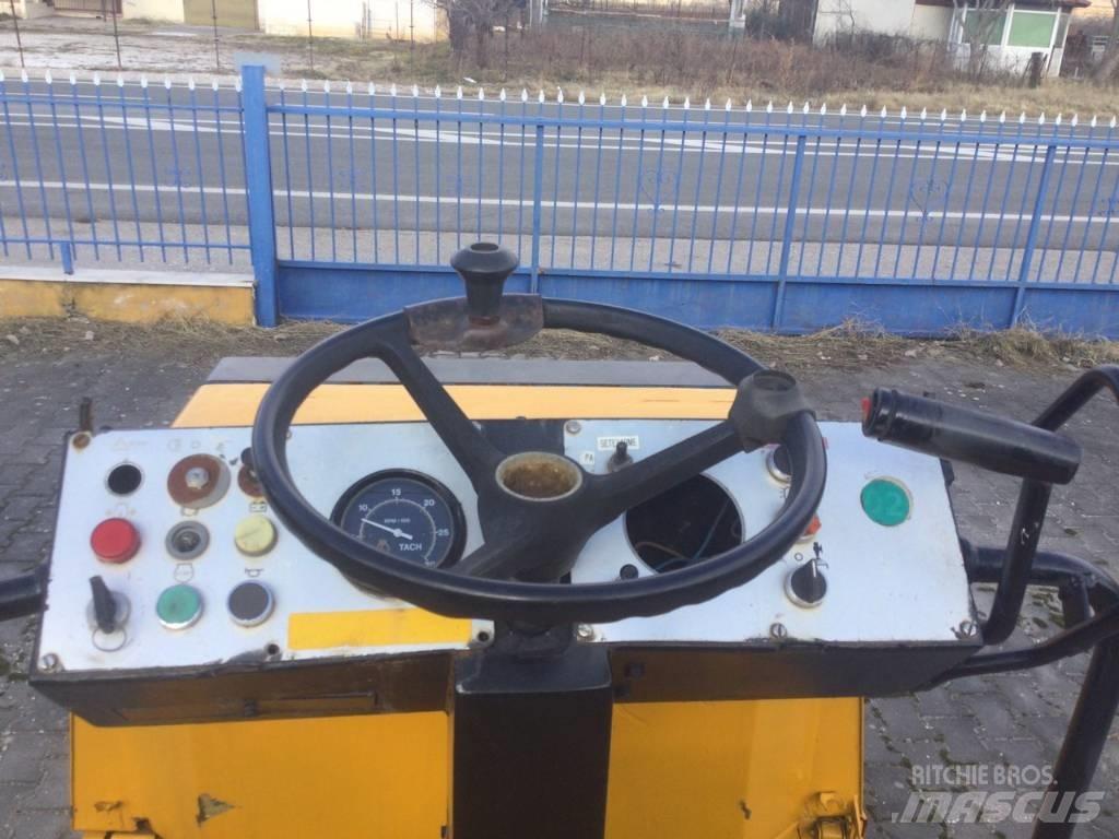Dynapac CC 101 Tandemové valce