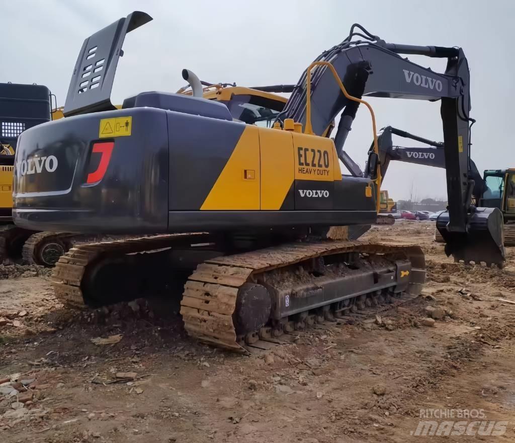 Volvo EC 220 Pásové rýpadlá
