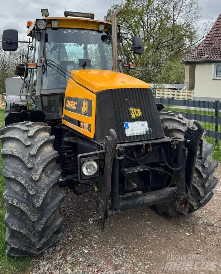 JCB Fastrac 1115 Traktory