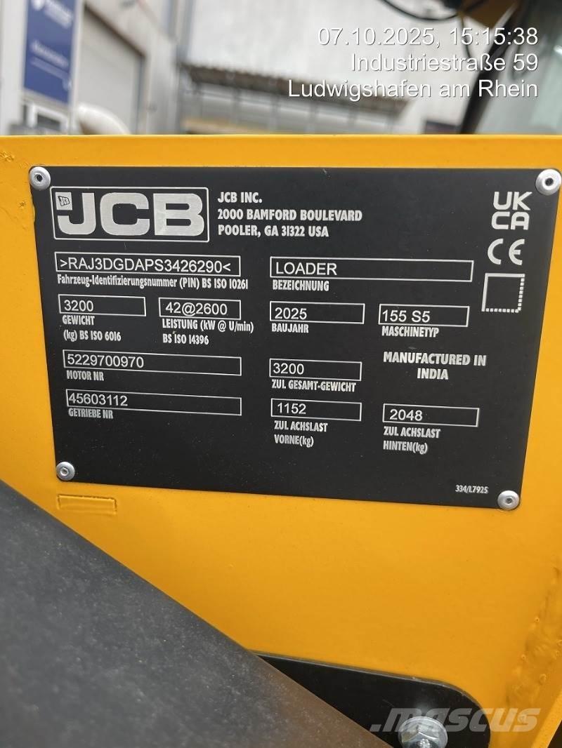 JCB 155 Šmykom riadené nakladače