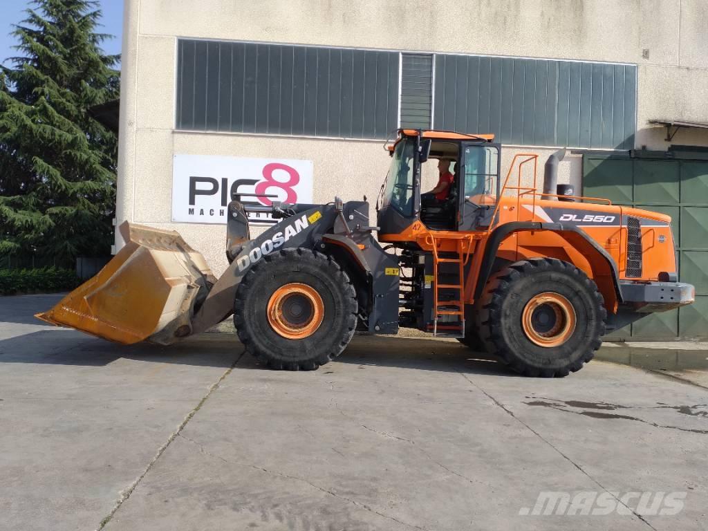 Develon DL 550-5 Kolesové nakladače