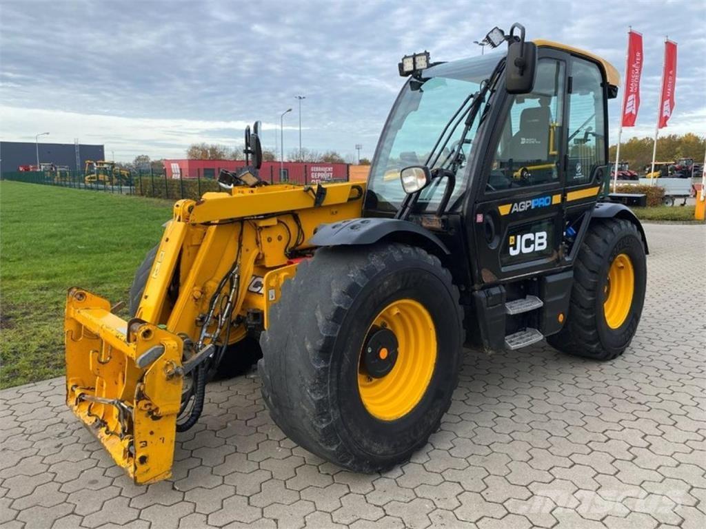 JCB 542-70 AGRIPRO Teleskopické nakladače pre poľnohospodárstvo