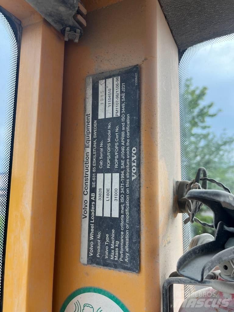 Volvo L 180 E Kolesové nakladače