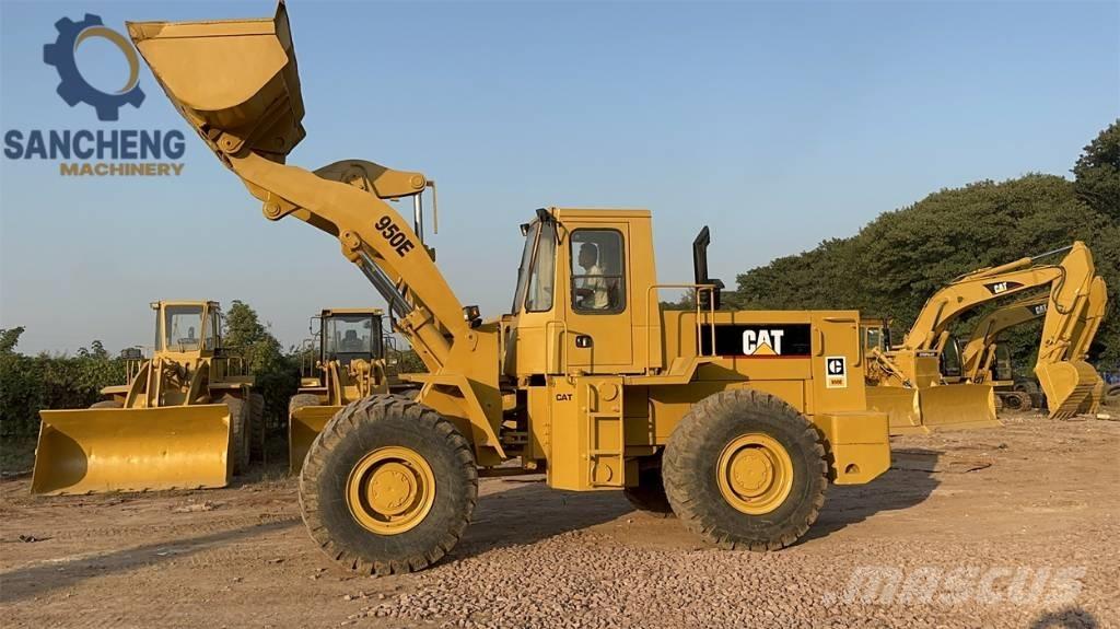 CAT 950 E Kolesové nakladače