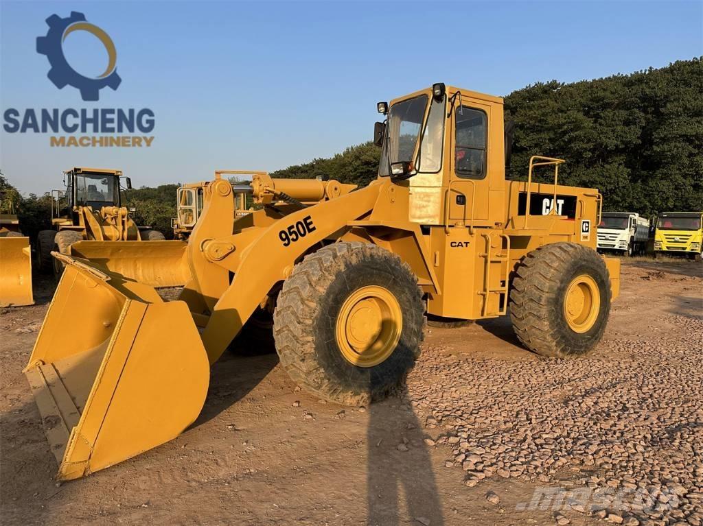 CAT 950 E Kolesové nakladače