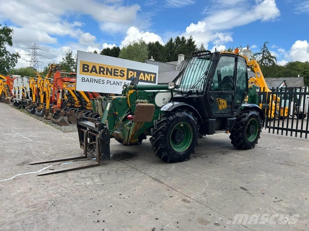 JCB 535-125 Teleskopické manipulátory