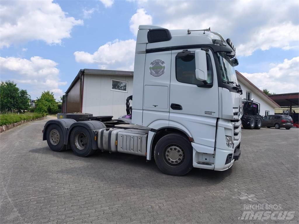 Mercedes-Benz 2653 Ďalšie nákladné vozidlá