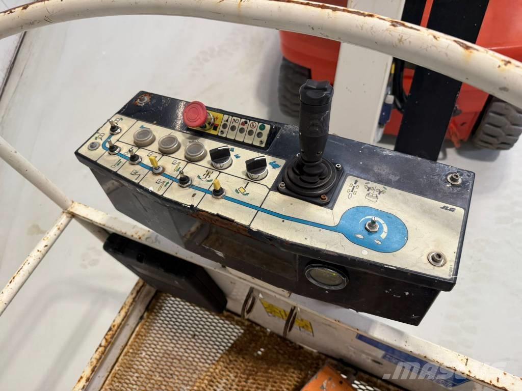 JLG Toucan 1210 Kĺbové plošiny