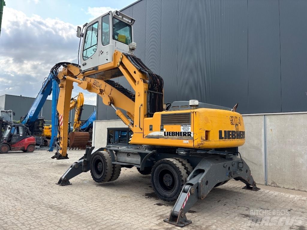 Liebherr A 904 C HD Stroje pre manipuláciu s odpadom