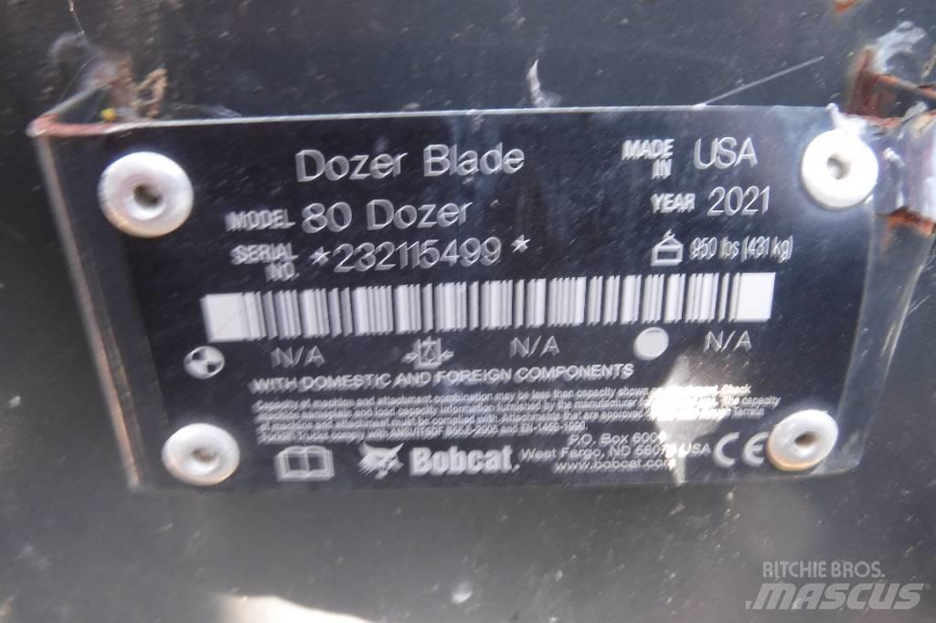 Bobcat T 76 Šmykom riadené nakladače