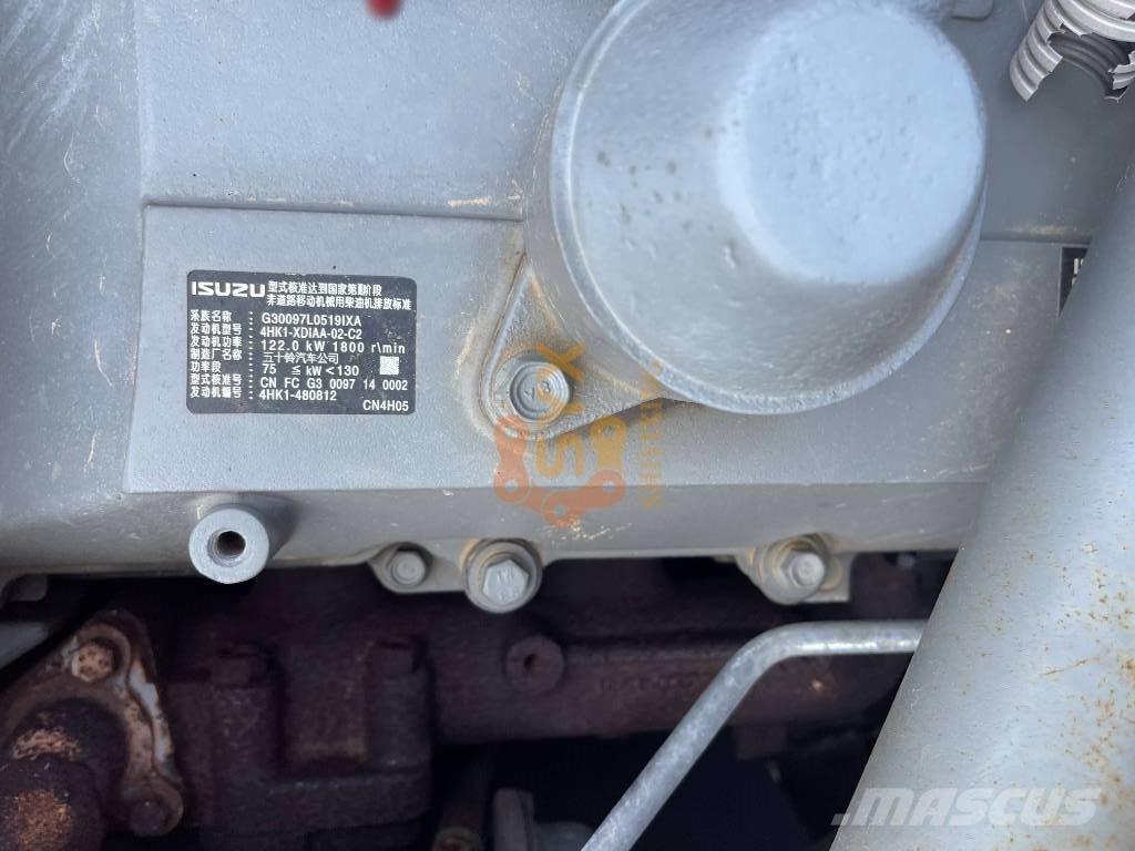 Hitachi ZX 240 Pásové rýpadlá