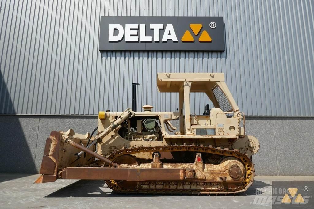 CAT D7G Ex-army Pásové dozéry