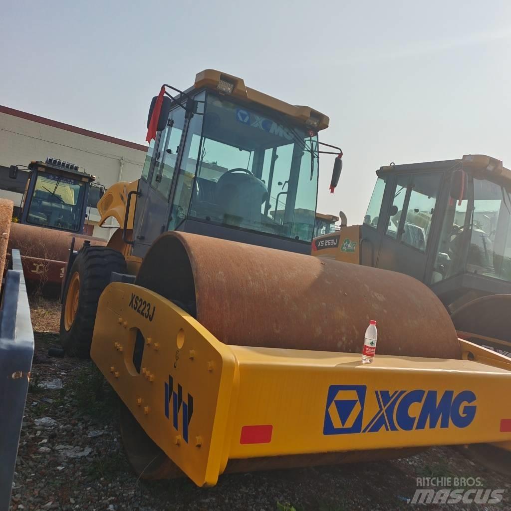 XCMG XS223J Ťahačové valce