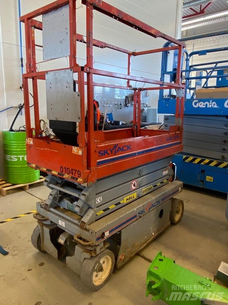 SkyJack SJ 3219 Nožnicové zdvíhacie plošiny