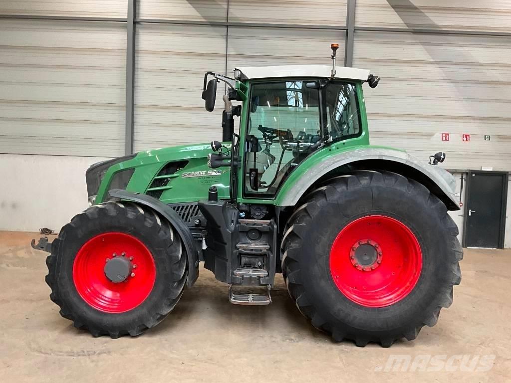 Fendt 828 Vario TMS Traktory