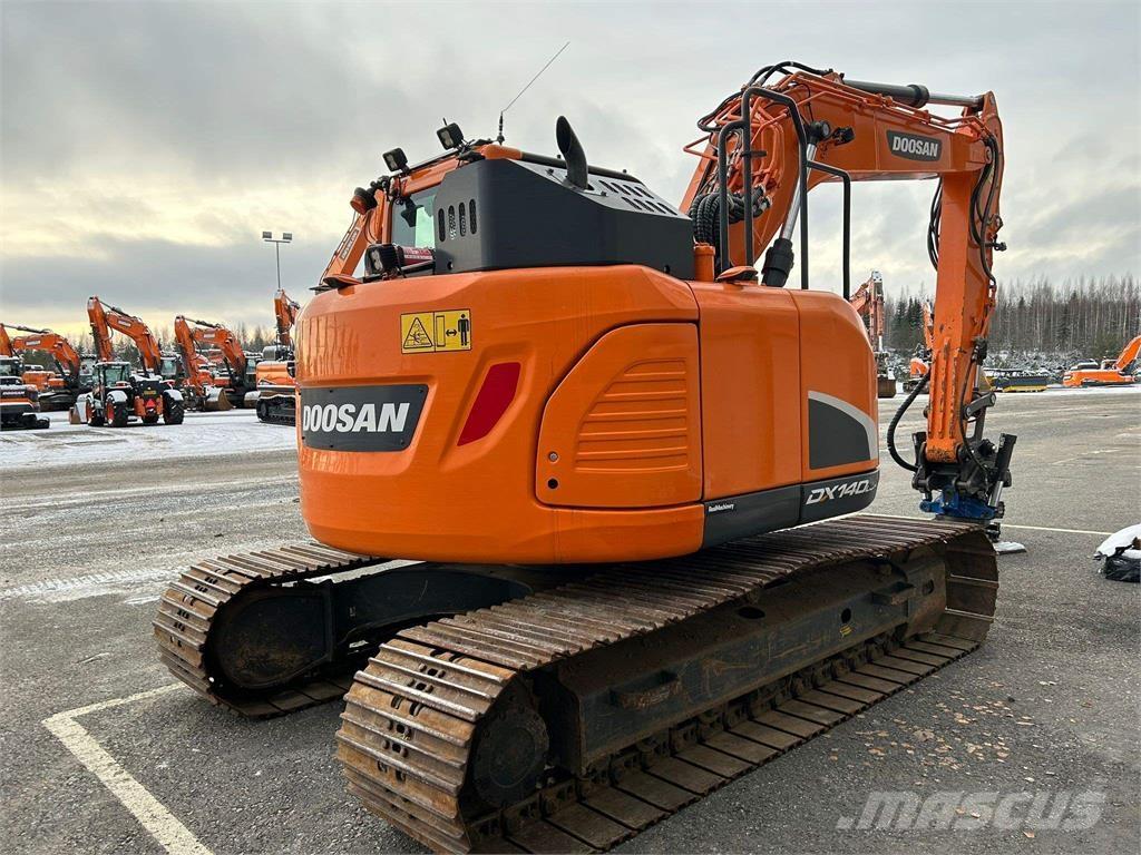 Doosan DX140LCR-5 Pásové rýpadlá