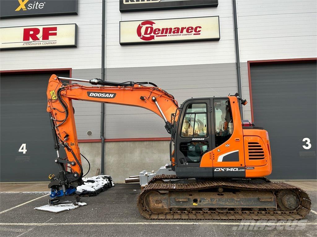 Doosan DX140LCR-5 Pásové rýpadlá