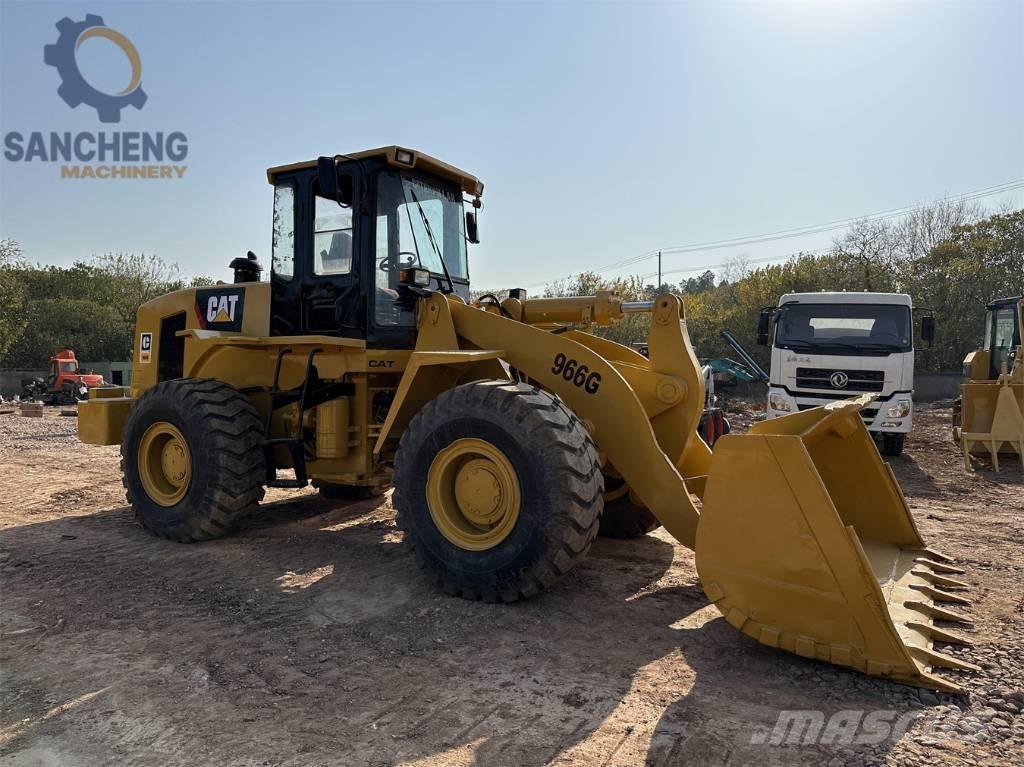 CAT 966 G Kolesové nakladače