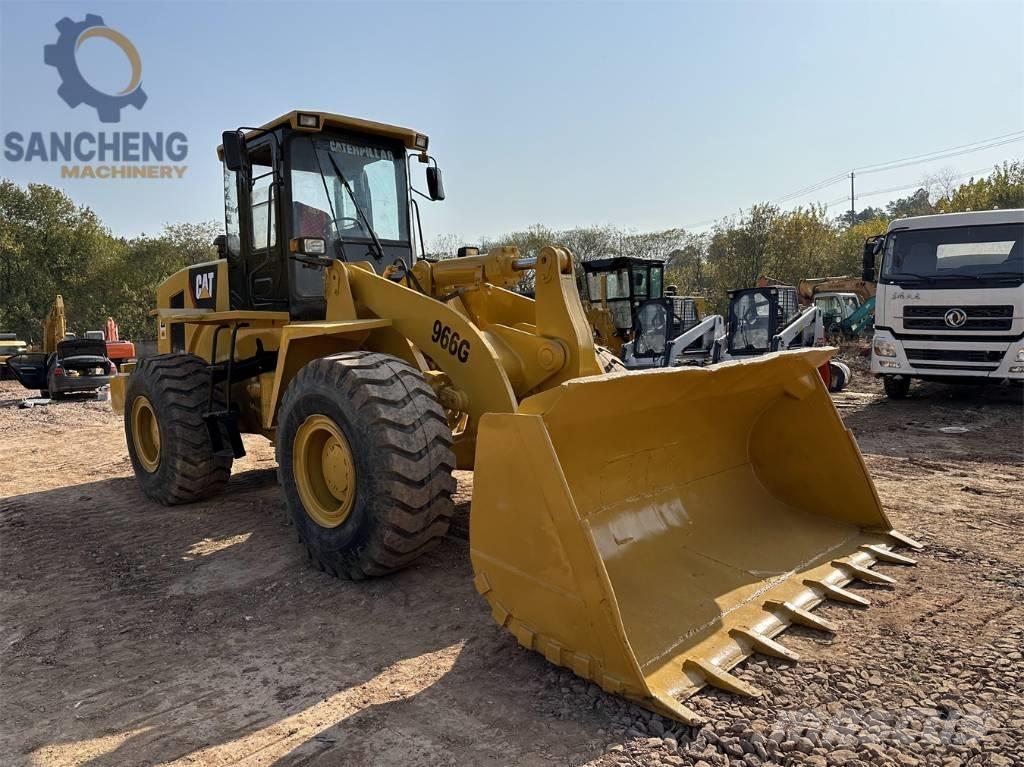 CAT 966 G Kolesové nakladače