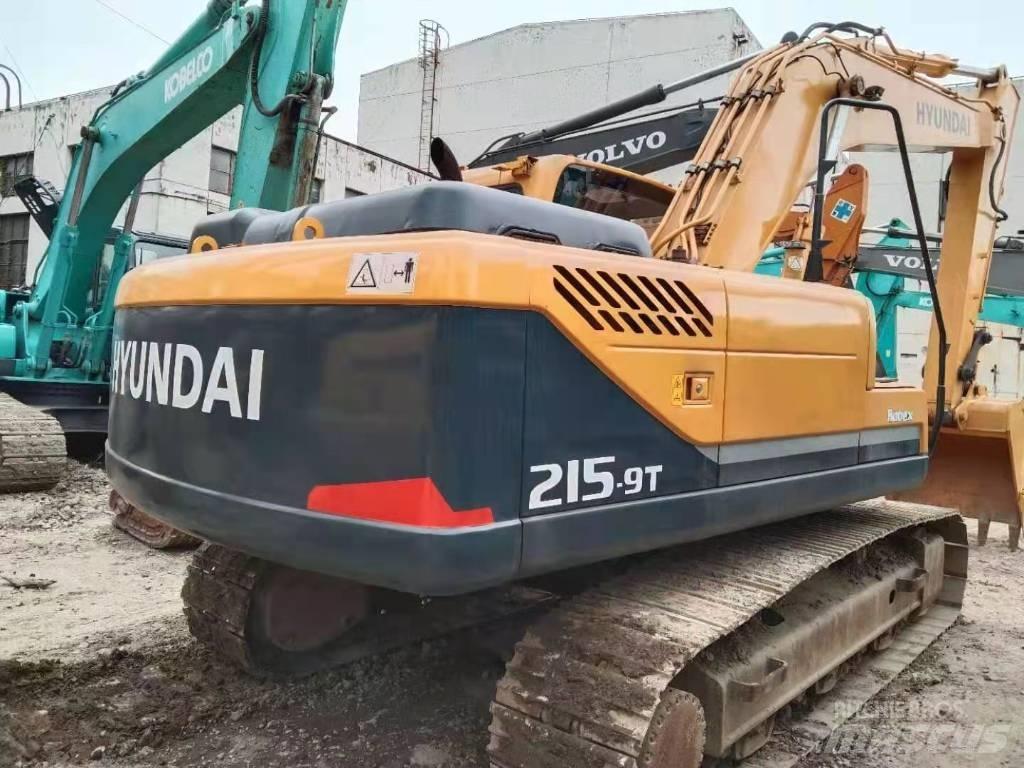 Hyundai R215-9T Kolesové rýpadlá