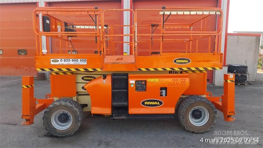 JLG 3394RT Nožnicové zdvíhacie plošiny