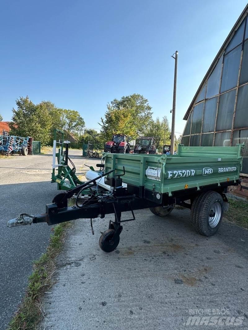 Brantner E 2520 Prívesy na balíky
