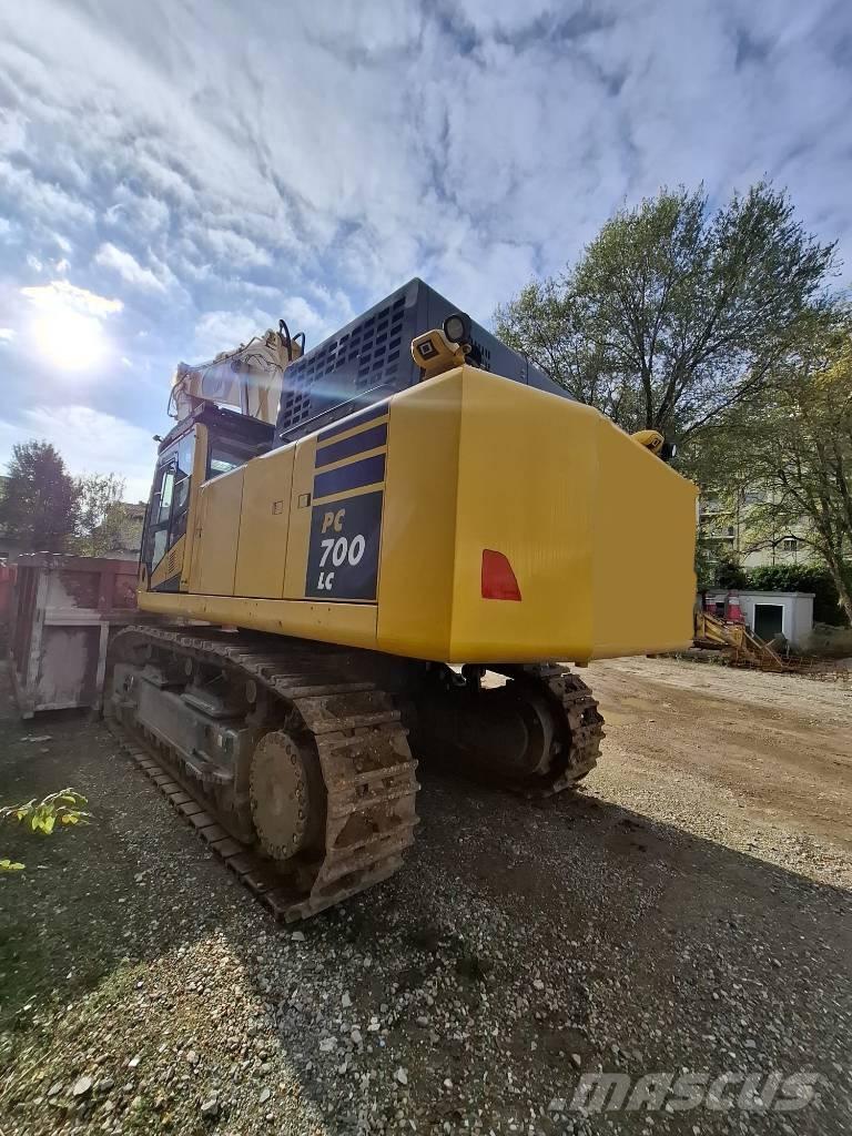 Komatsu PC 700 LC-11 Pásové rýpadlá