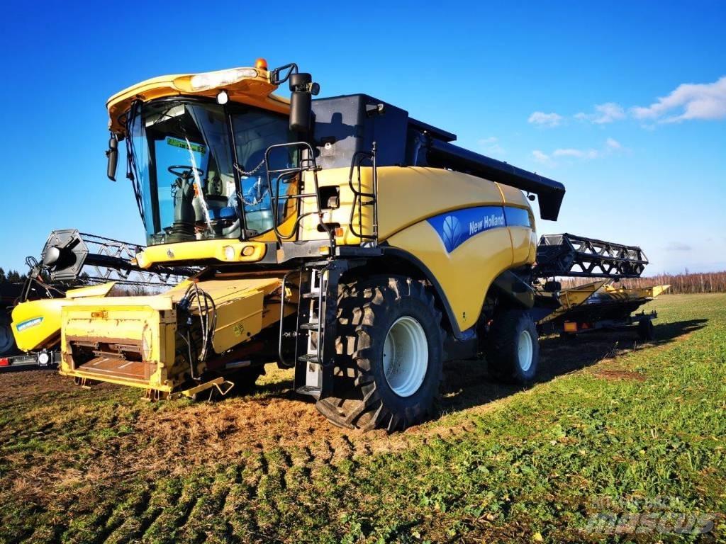 New Holland CX 8080 Kombinované zberacie stroje