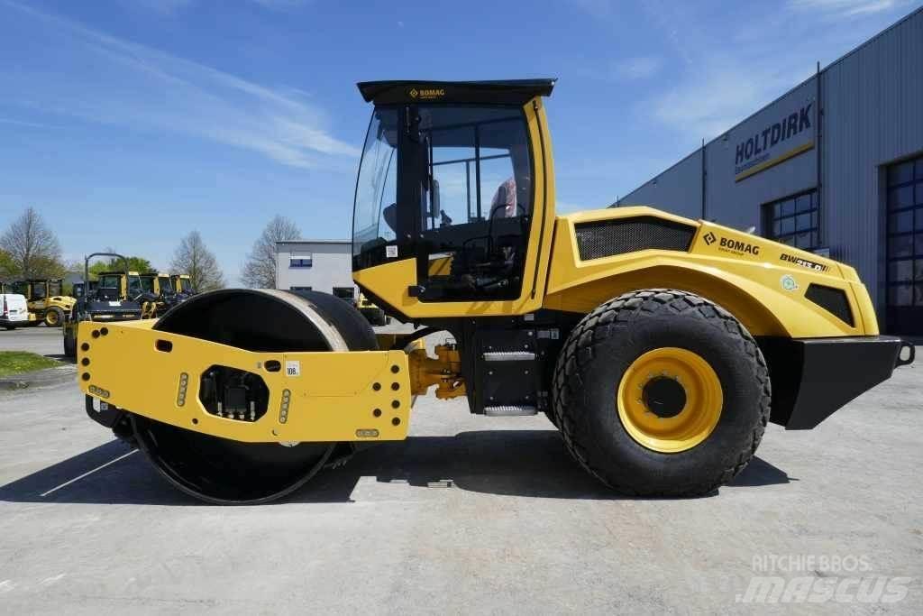Bomag BW 213 D-5 Pôdne kompaktory