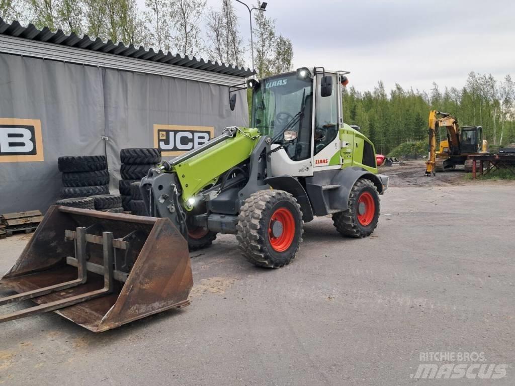 CLAAS 738T Teleskopické kolesové nakladače