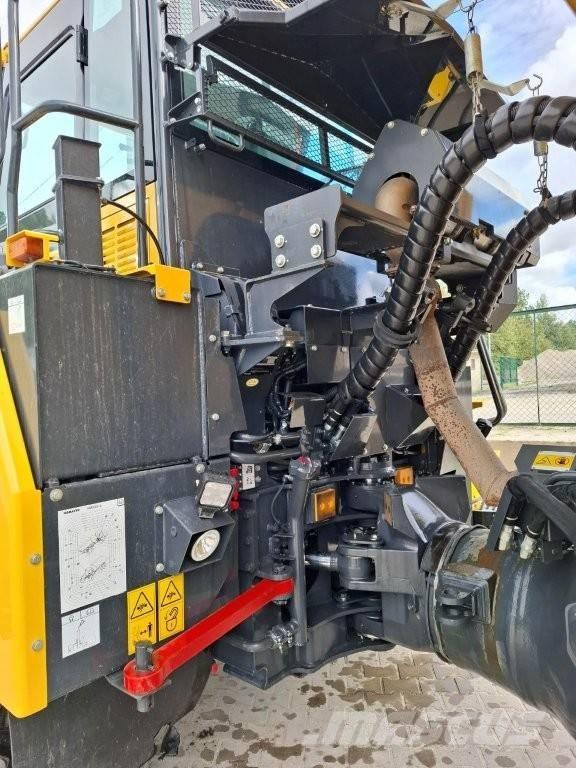 Komatsu HM 300 Kĺbové nákladné autá