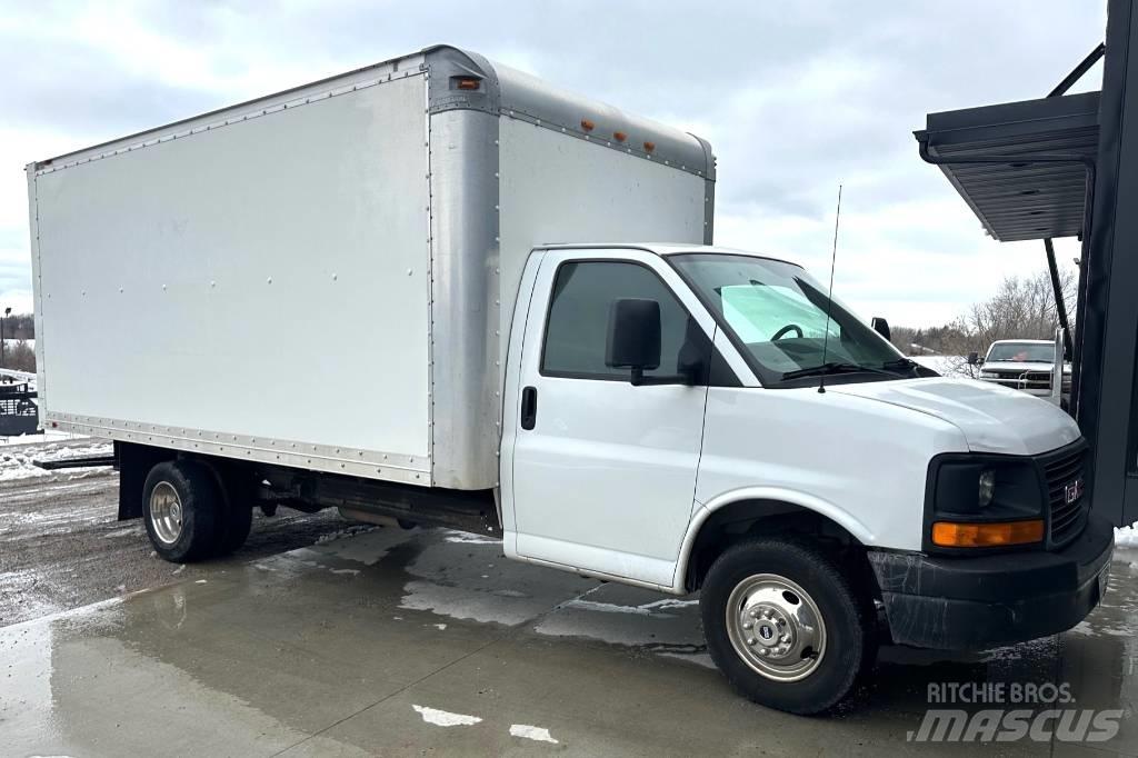 GMC Savana G3500 Skriňová nadstavba