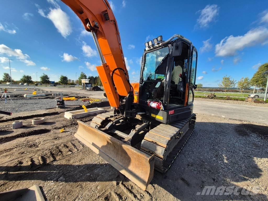 Doosan DX 85 R Midi rýpadlá 7 t - 12 t