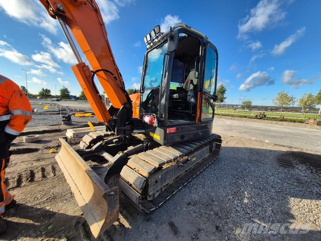 Doosan DX 85 R Midi rýpadlá 7 t - 12 t