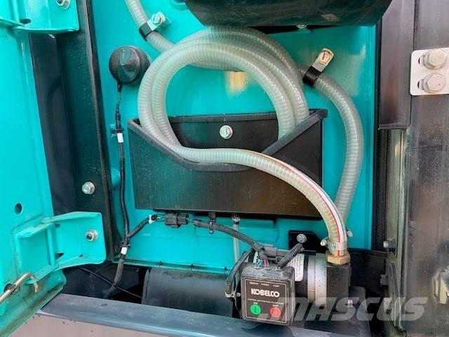 Kobelco SK 210 LC-11 Pásové rýpadlá