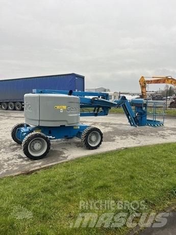 Genie Z 45/25 J Kĺbové plošiny