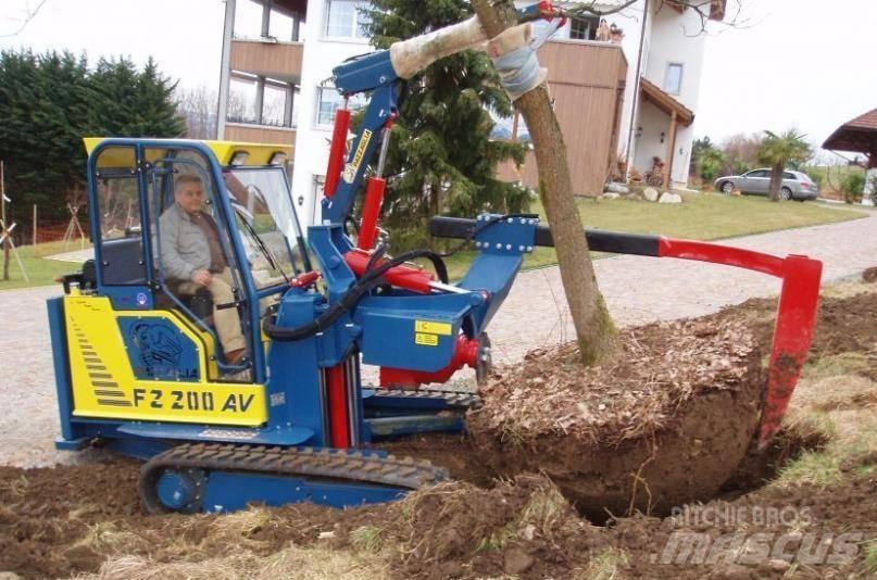  Pazzaglia FZ 200 AV Komunálna technika - ostatné