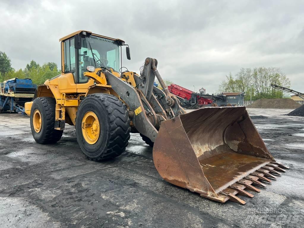 Volvo L 120 F Kolesové nakladače
