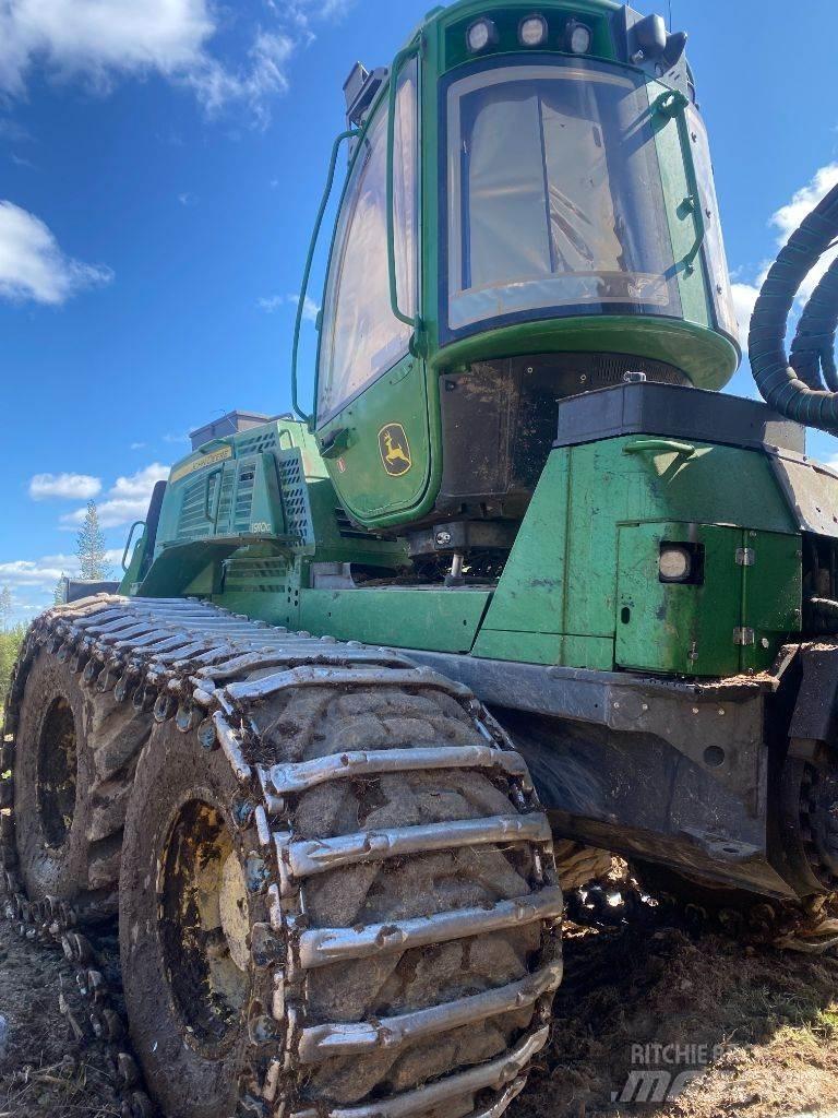 John Deere 1910G Lesné traktory