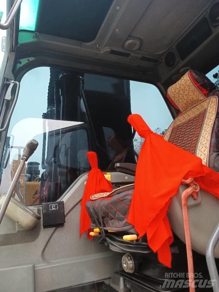 Volvo EC 210 Midi rýpadlá 7 t - 12 t