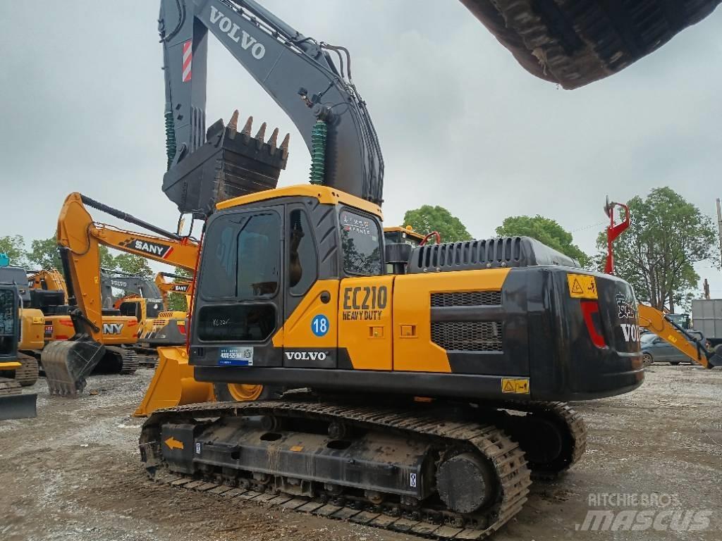 Volvo EC 210 Midi rýpadlá 7 t - 12 t