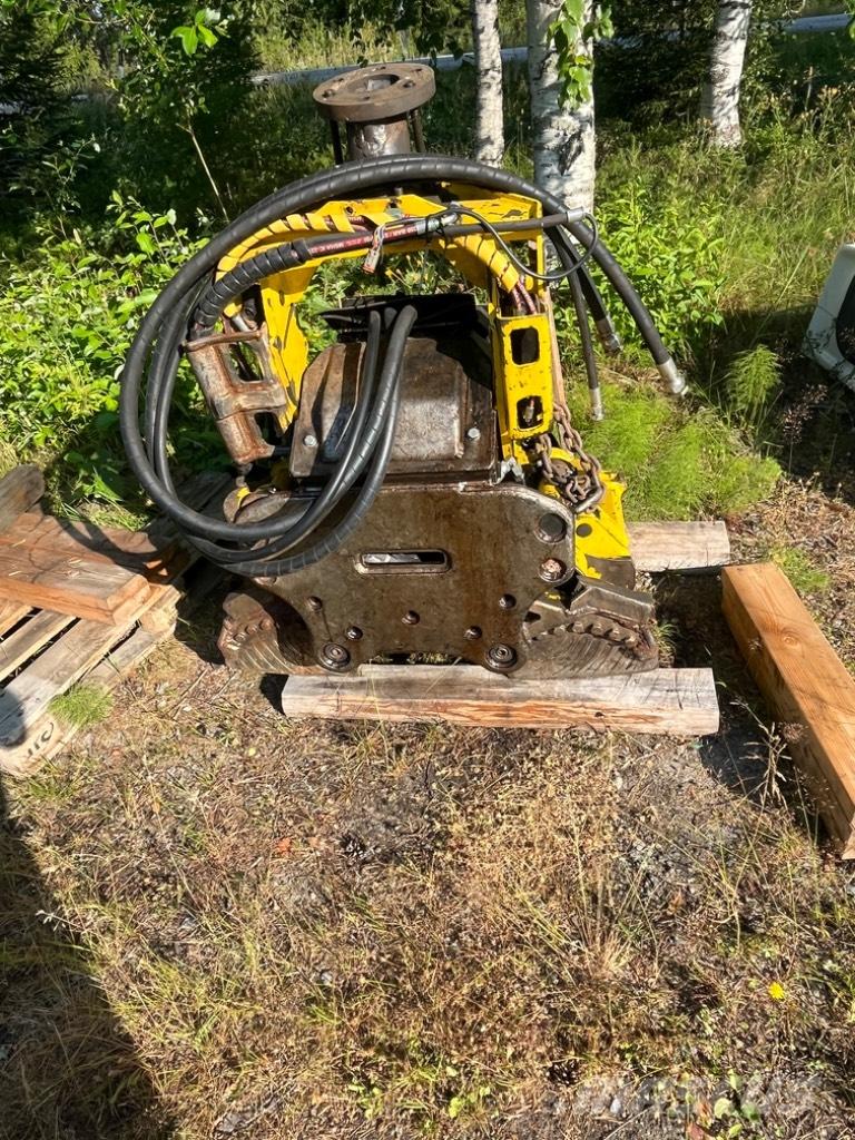 Moipu 300 FI Žatevné hlavy